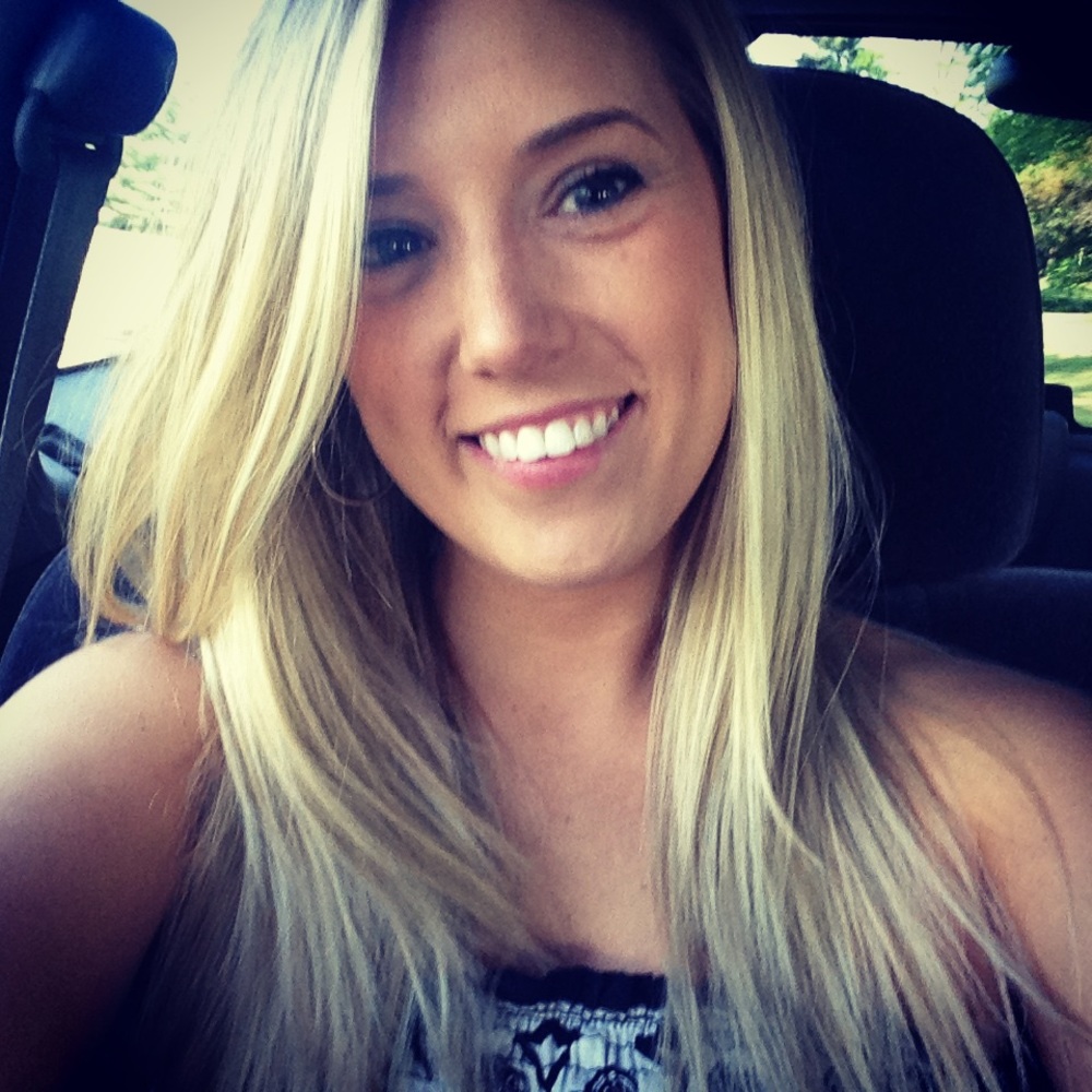 Meet your Posher, Alyssa